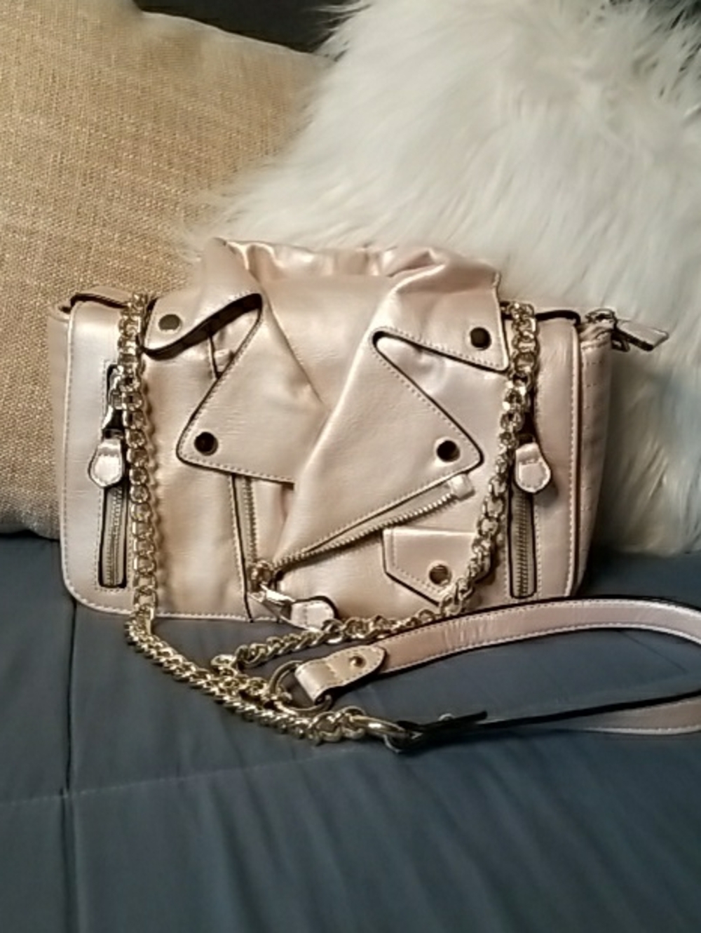 Metallic Blush Shoulder Bag with Gold Chain Strap